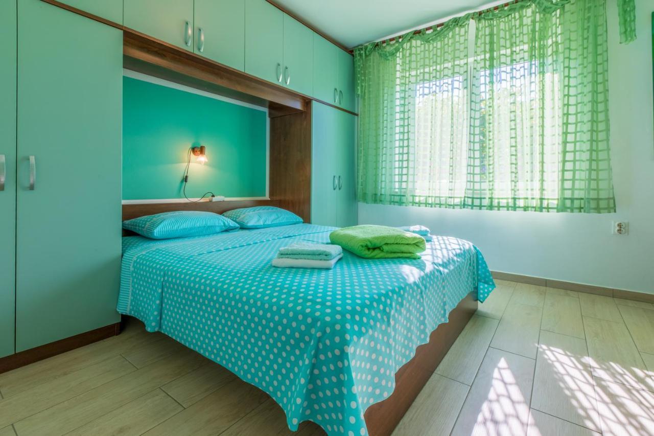Apartman Mladenka Dramalj Esterno foto